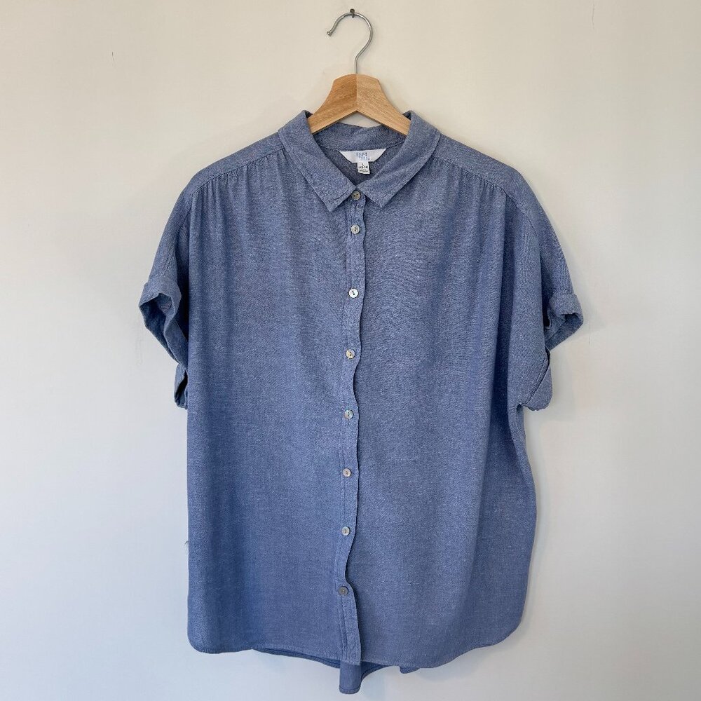 TIME & TRU Women's L Light Blue Button Down Cuffed Capped Short Sleeve Shirt